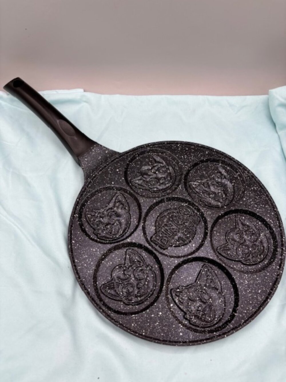 BINGO Blitz Mini Pancake Griddle